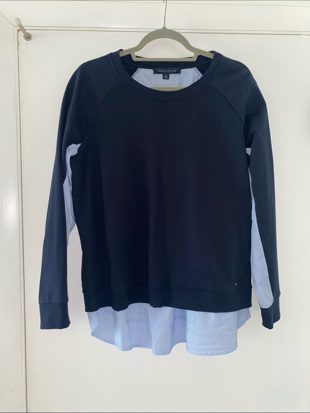 Tommy Hilfiger Navy and Light Blue Stripes  Sweat Shirt Women's Top Sz L